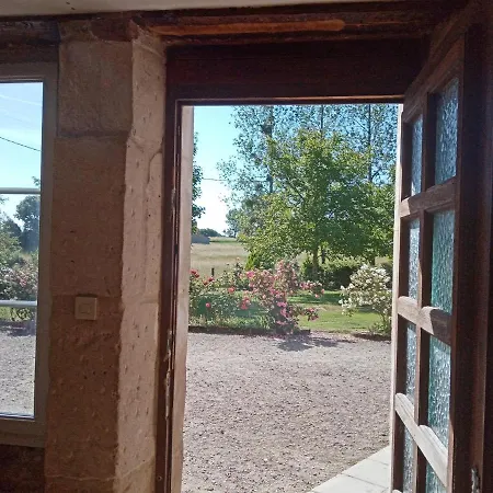 Holiday home Entre Forets Et Prairies