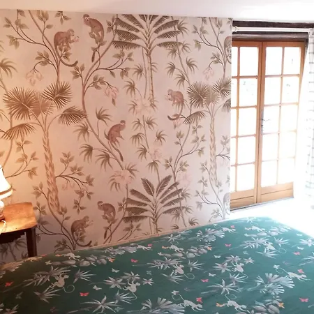 Holiday home Entre Forets Et Prairies *