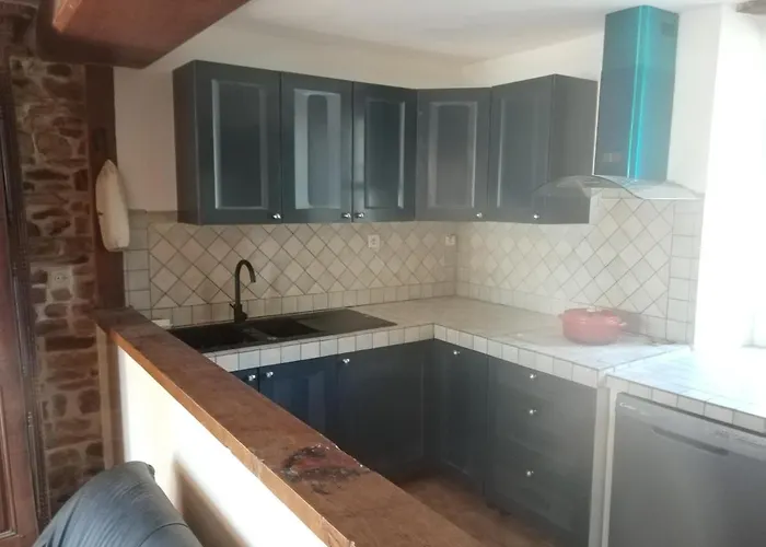 Entre Forets Et Prairies *