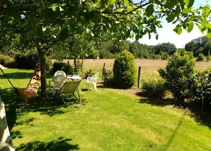 Entre Forets Et Prairies *