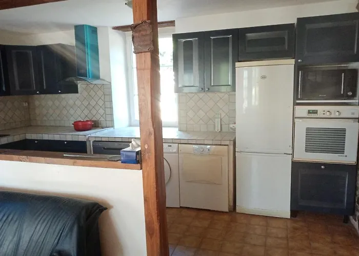 Entre Forets Et Prairies *