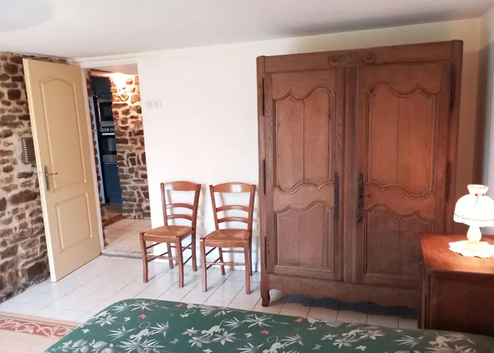 別荘 Entre Forets Et Prairies